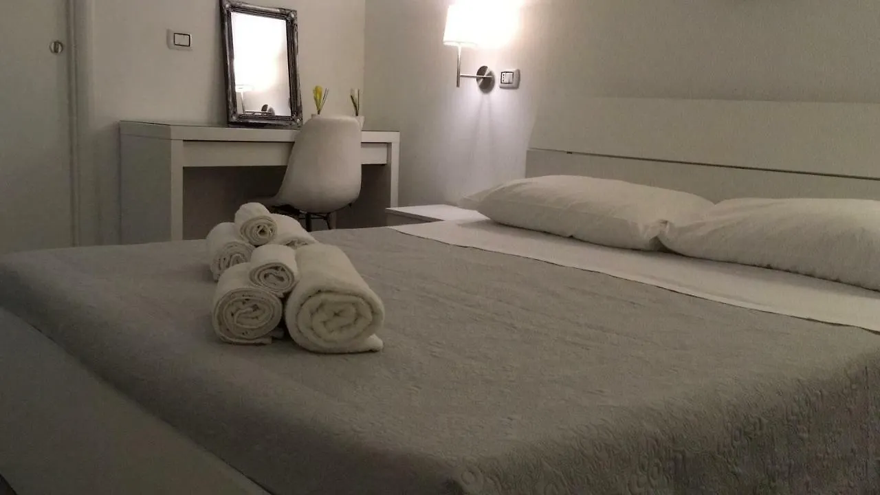 Perla Marina Apartamento Syracuse Itália