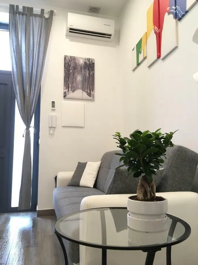 Perla Marina Apartamento Syracuse 0*,  Itália